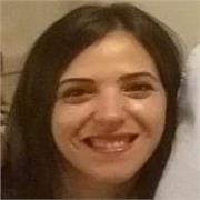 Laureata in lettere impartisce ripetizioni di letteratura italiana, grammatica e storia